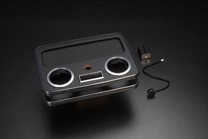 Rim USBポート付セカンドセンタードリンクホルダーV3の詳細画像01